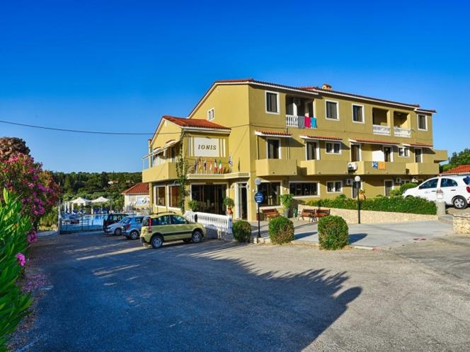 property-img