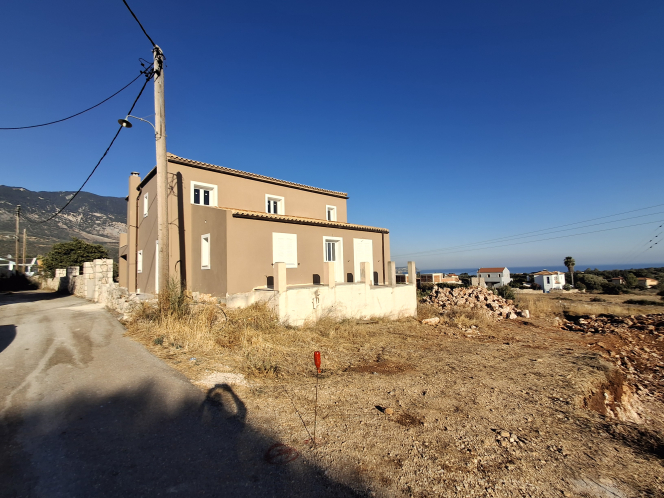 property-img